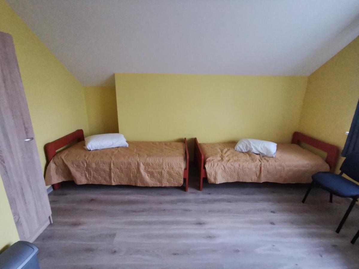 Babilonas Hotel Плунге Екстериор снимка