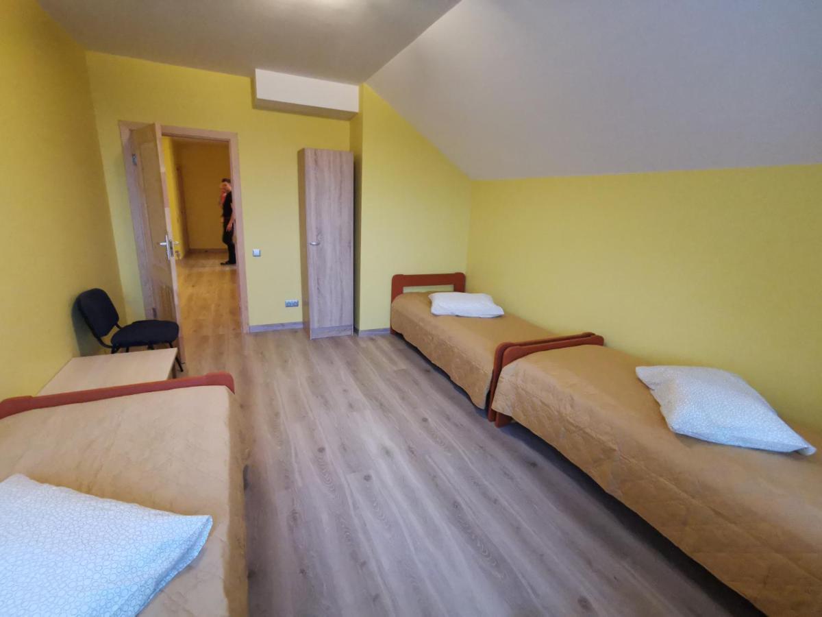 Babilonas Hotel Плунге Екстериор снимка