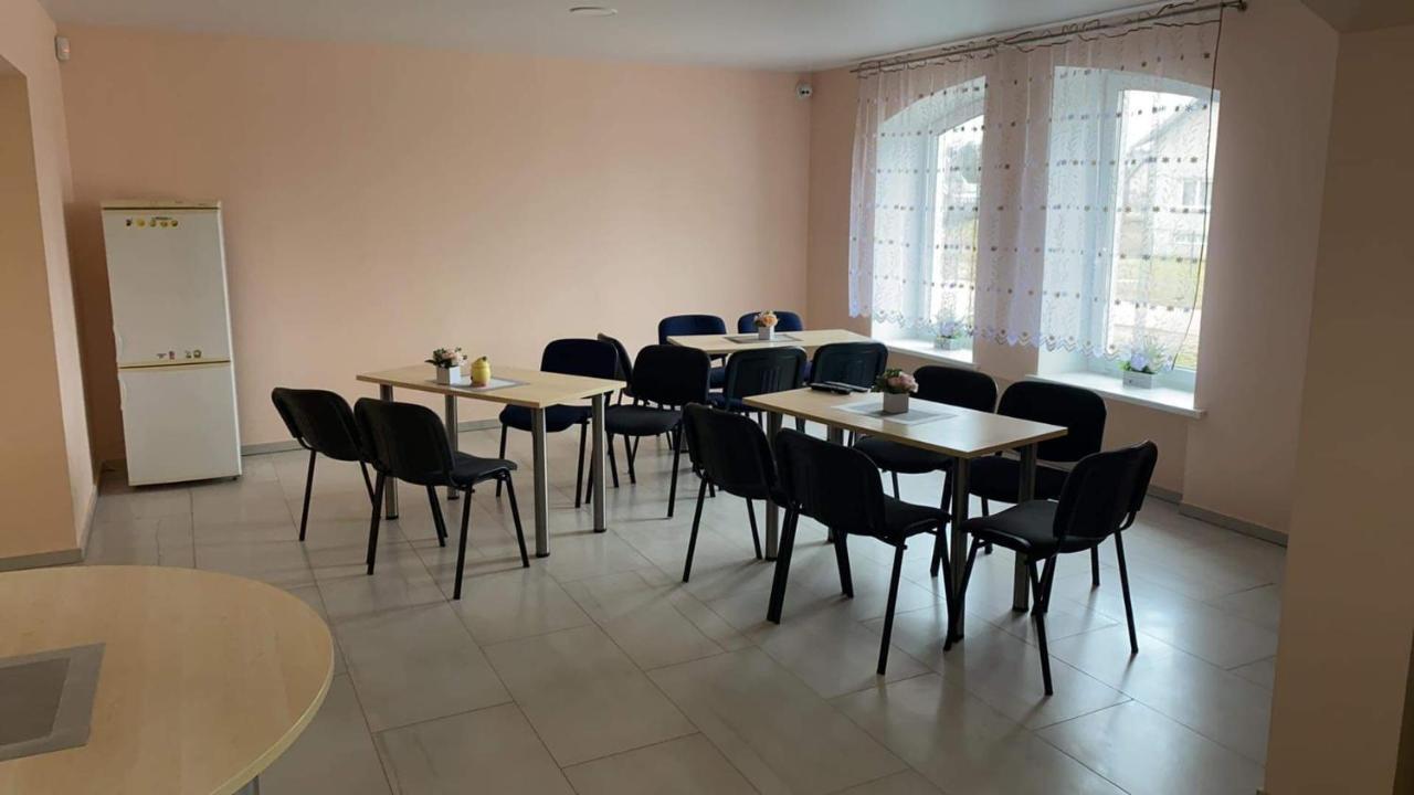Babilonas Hotel Плунге Екстериор снимка