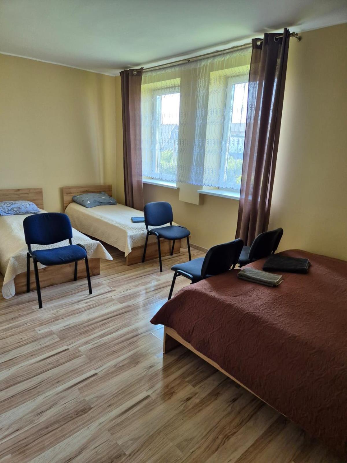 Babilonas Hotel Плунге Екстериор снимка