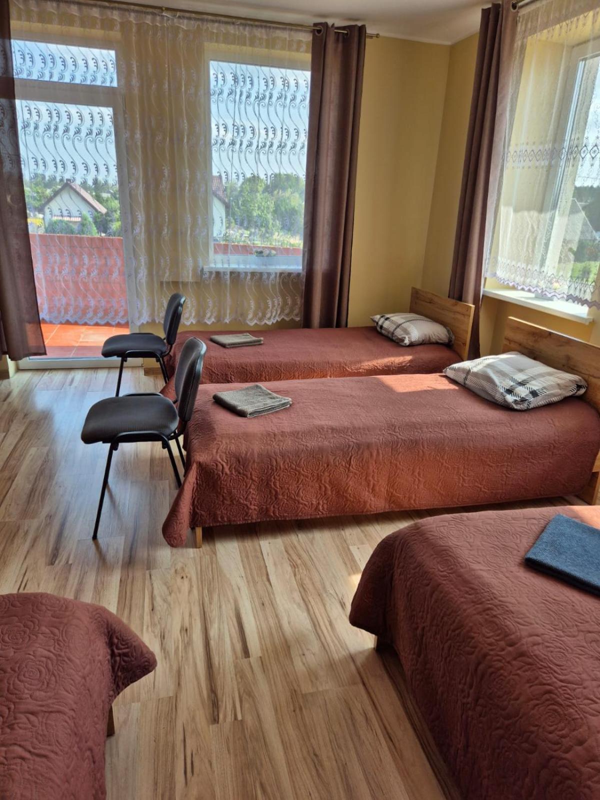 Babilonas Hotel Плунге Екстериор снимка